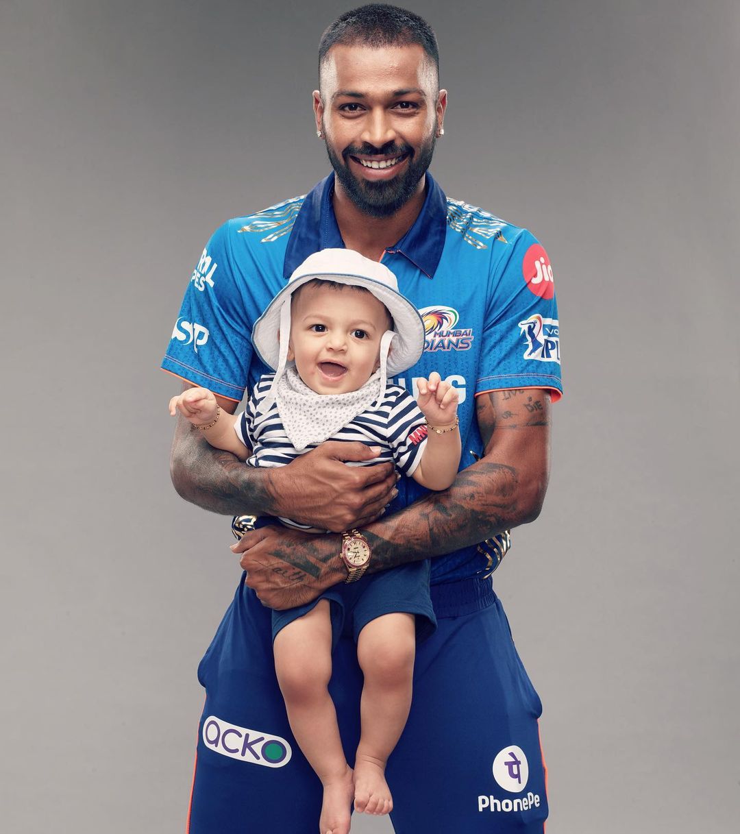 Hardik Pandya Height Age Girlfriend Wife Children Family Biography 4