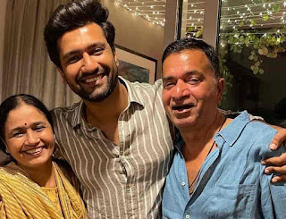 Sham Kaushal With His Son & Wife Sham Kaushal With His Son & Wife